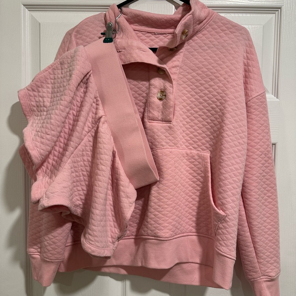 Elegant Pink Quilted Cowl Neck Pullover SET